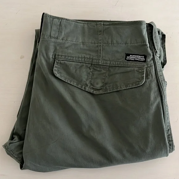Superdry Olive Green Cargos - Picture 11 of 11